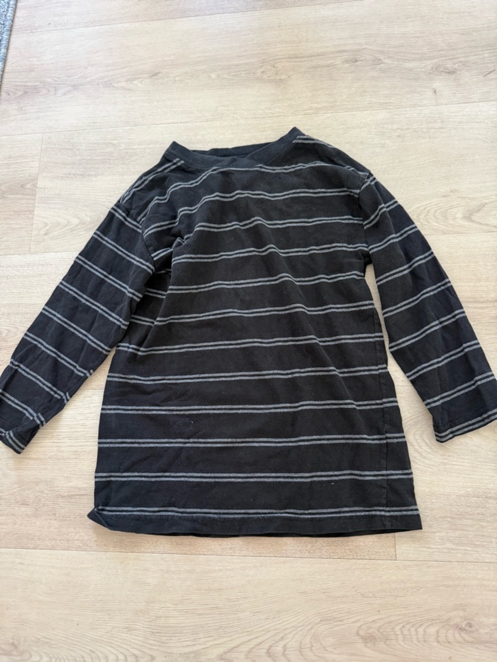 4T / 5T Faded Glory Black Long Sleeve Striped Tee